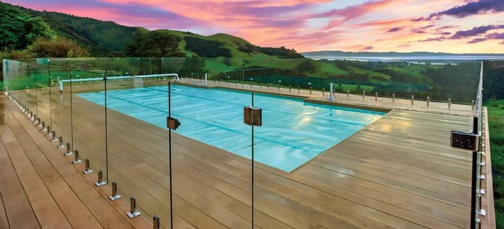 frameless swimming pool